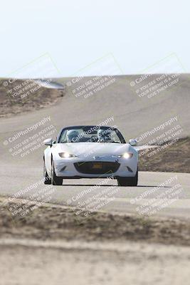 media/Nov-10-2025-Private Event (Mon) [[7fd464aee1]]/Novice/Session 2 (Phil Hill)/